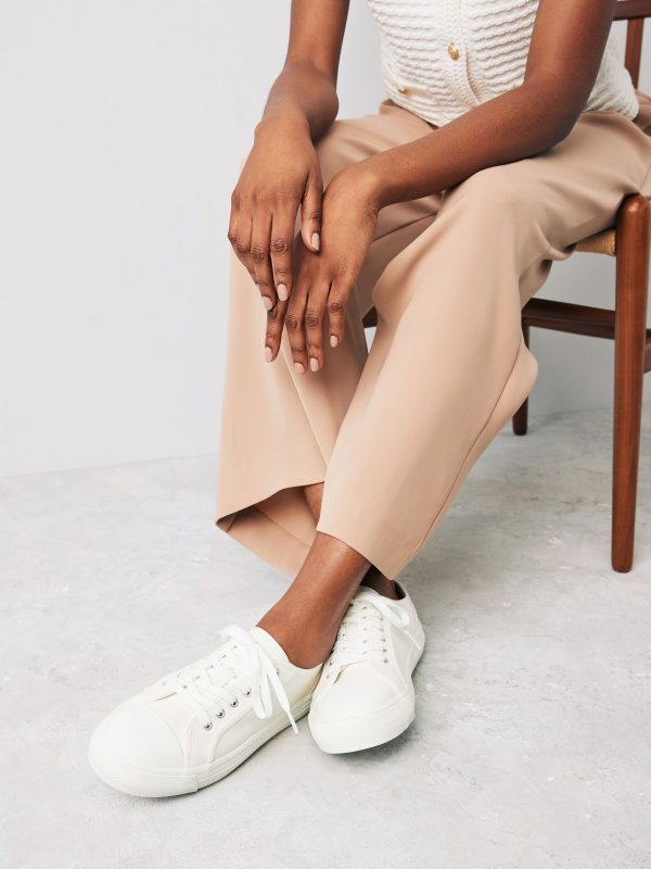 MUCHU8657 White Canvas Baseball Trainers