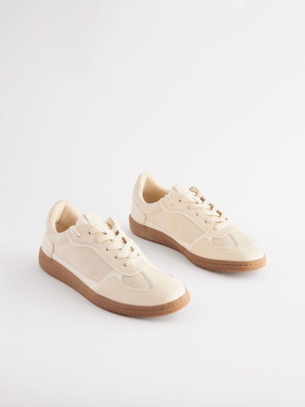 MUCHU8649 Natural Lace-Up Trainers - Image 7