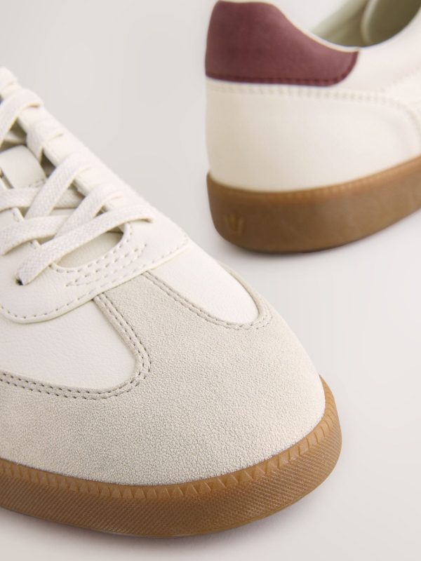 MUCHU8638 Cream T-Bar Low Trainers - Image 7