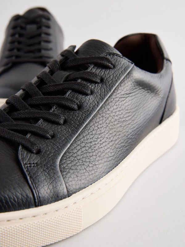MUCHU8631 Black Leather Trainers - Image 3