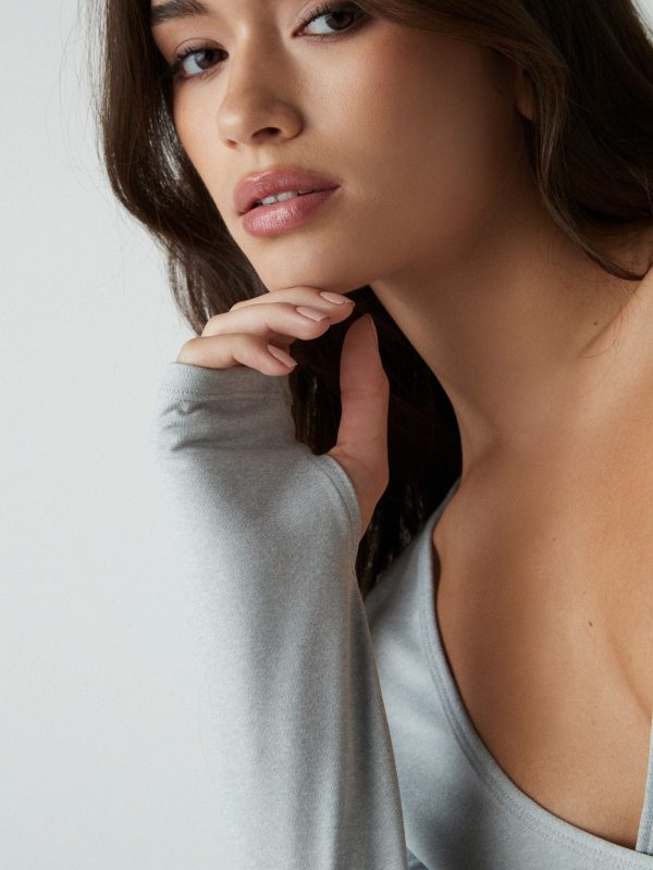 MUCHU8663 Grey Yoga Wrap Top - Image 4