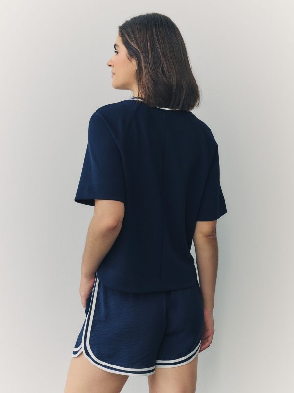 MUCHU8670 Navy Contrast Neck Trim Crepe Boxy T-Shirt - Image 5